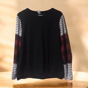 Lovely Melody ~ Women ~ Top ~ Medium ~ Blouse ~ Long Sleeves